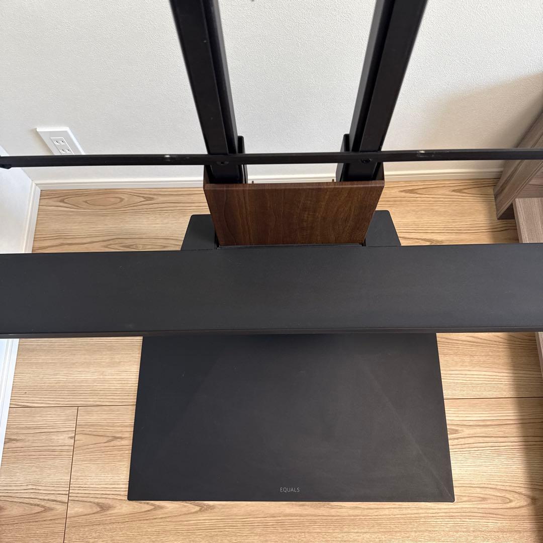 EQUALS テレビ台 モダンデザイン