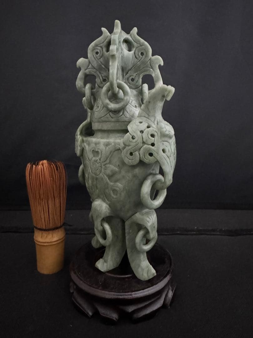 香炉 玉彫　彫刻 置物 開運 風水 台座 骨董　インテリア　アンティーク