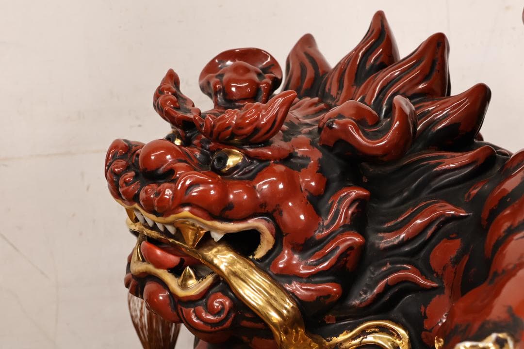 九谷焼　特大　九谷 八幡窯 須栄義 銘　玉獅子　置物　高さ60㎝　重さ30㎏