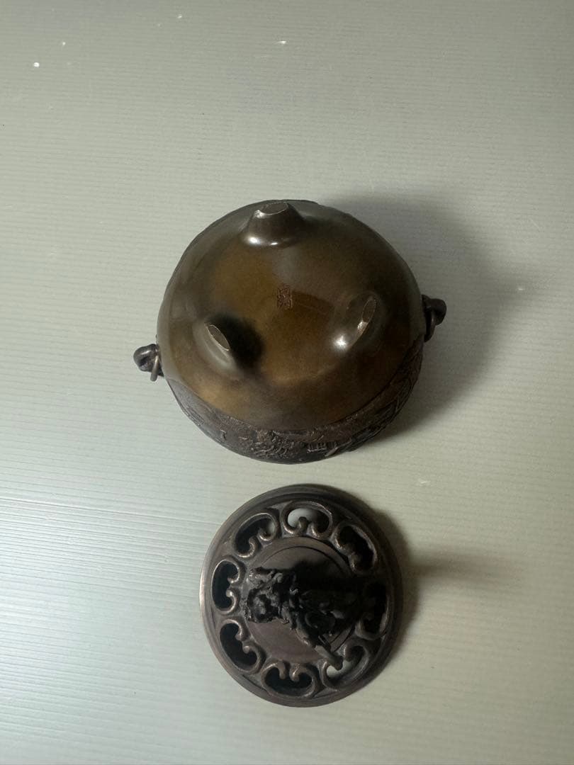 2078  銅製　鋳銅香炉　三足　獅子