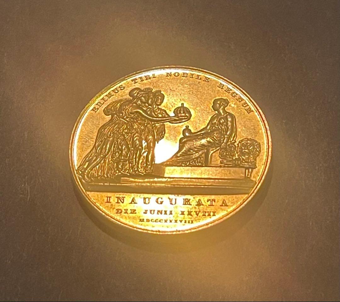 【荘厳ヴィクトリア女王 メダリオン金貨 コレクション】重厚感抜群・レリーフ美品