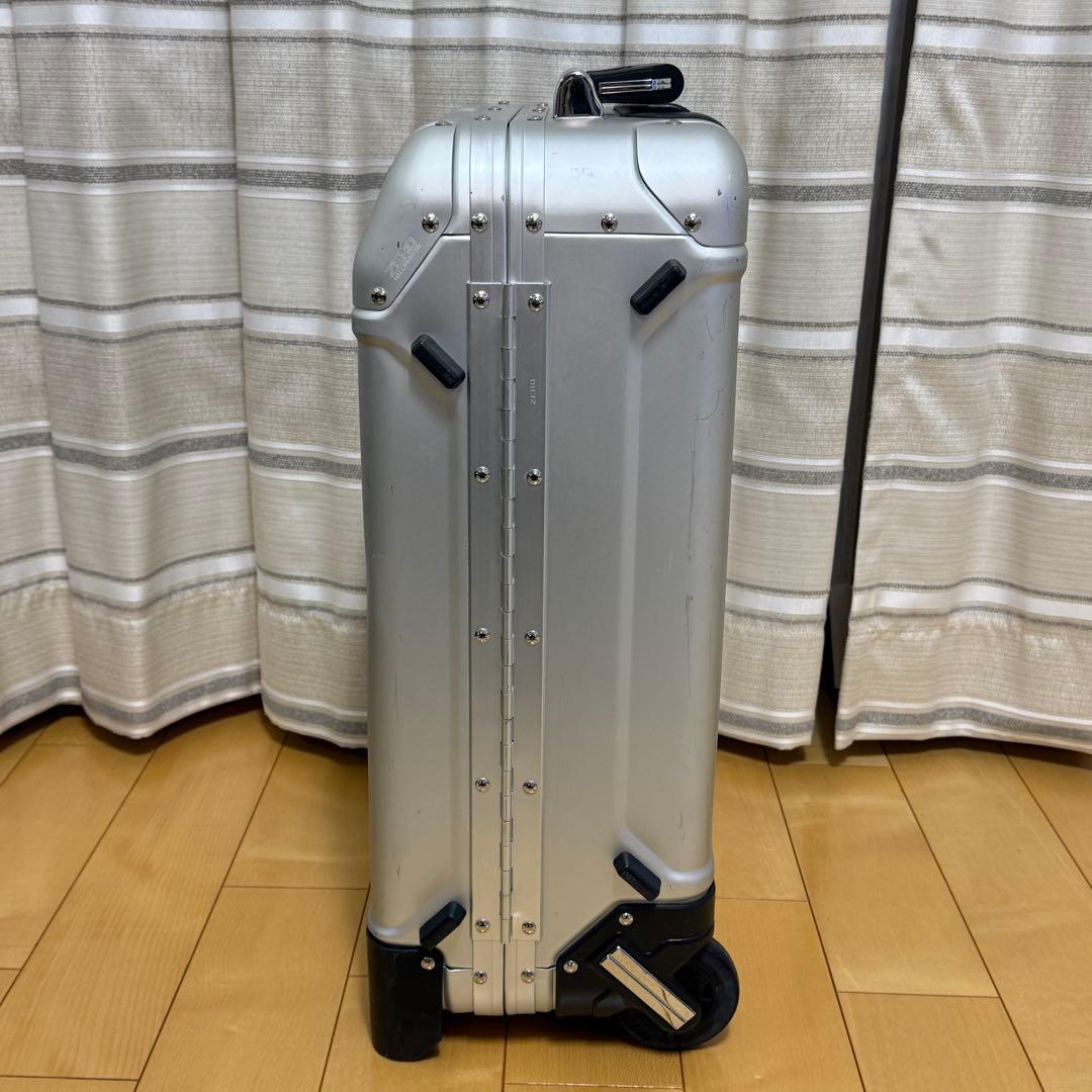 ゼロハリバートン　機内持ち込み　アルミ　2輪　ZR-Geo キャリーケース