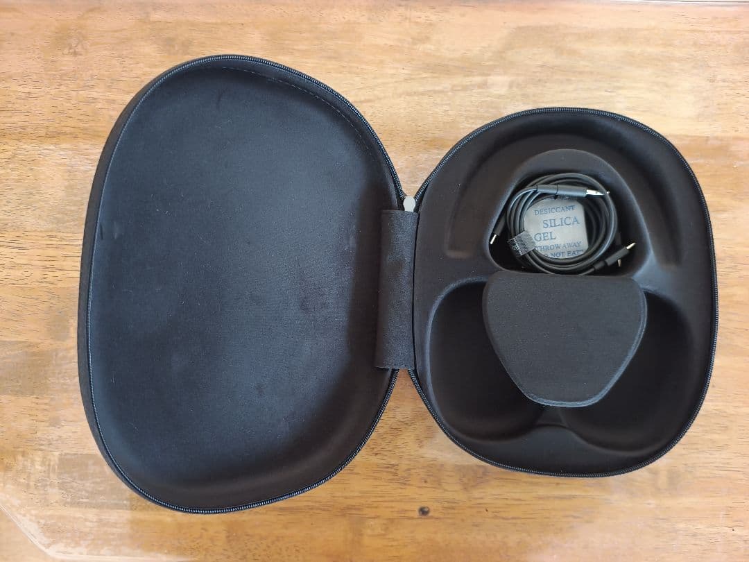 Bowers & Wilkins PX8 ワイヤレスヘッドフォン