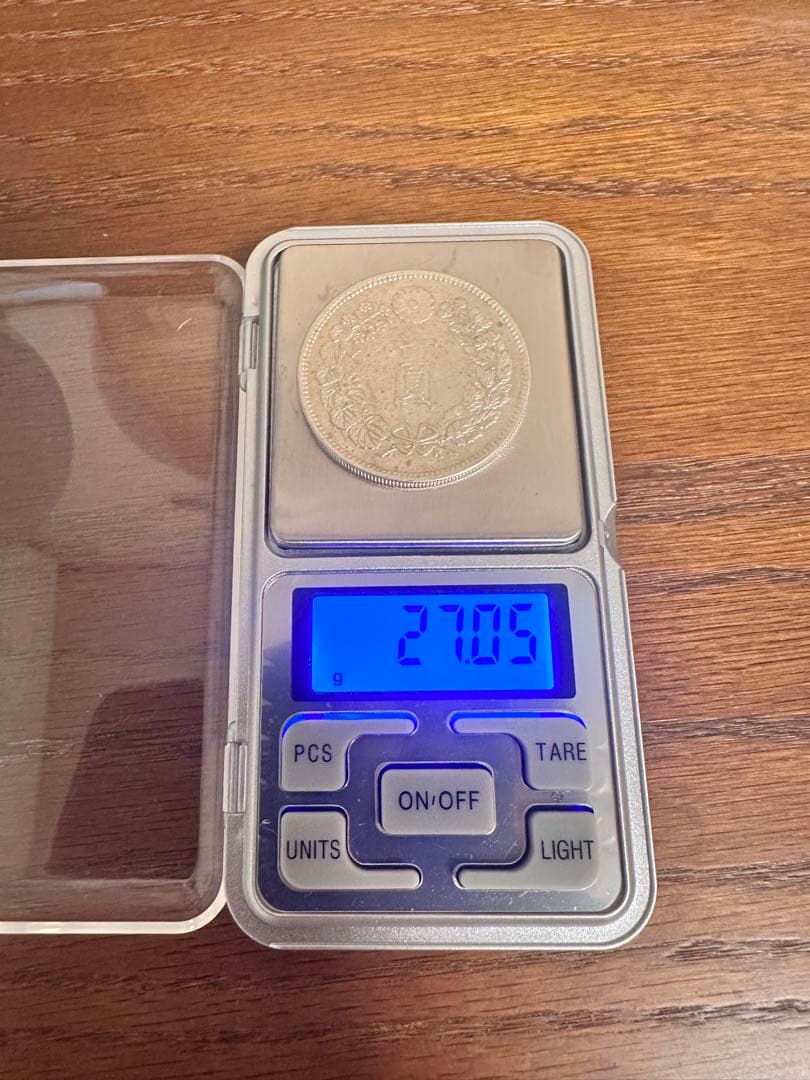 K*1様 特年　明治7年一圓銀貨