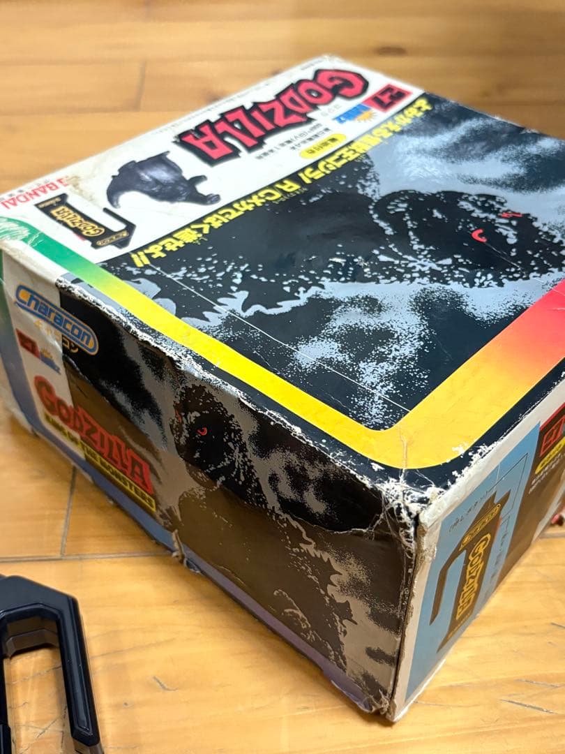 お宝　昭和レトロ 4３年前 1983年バンダイ日本製　　稼働品キャラコンゴジラ