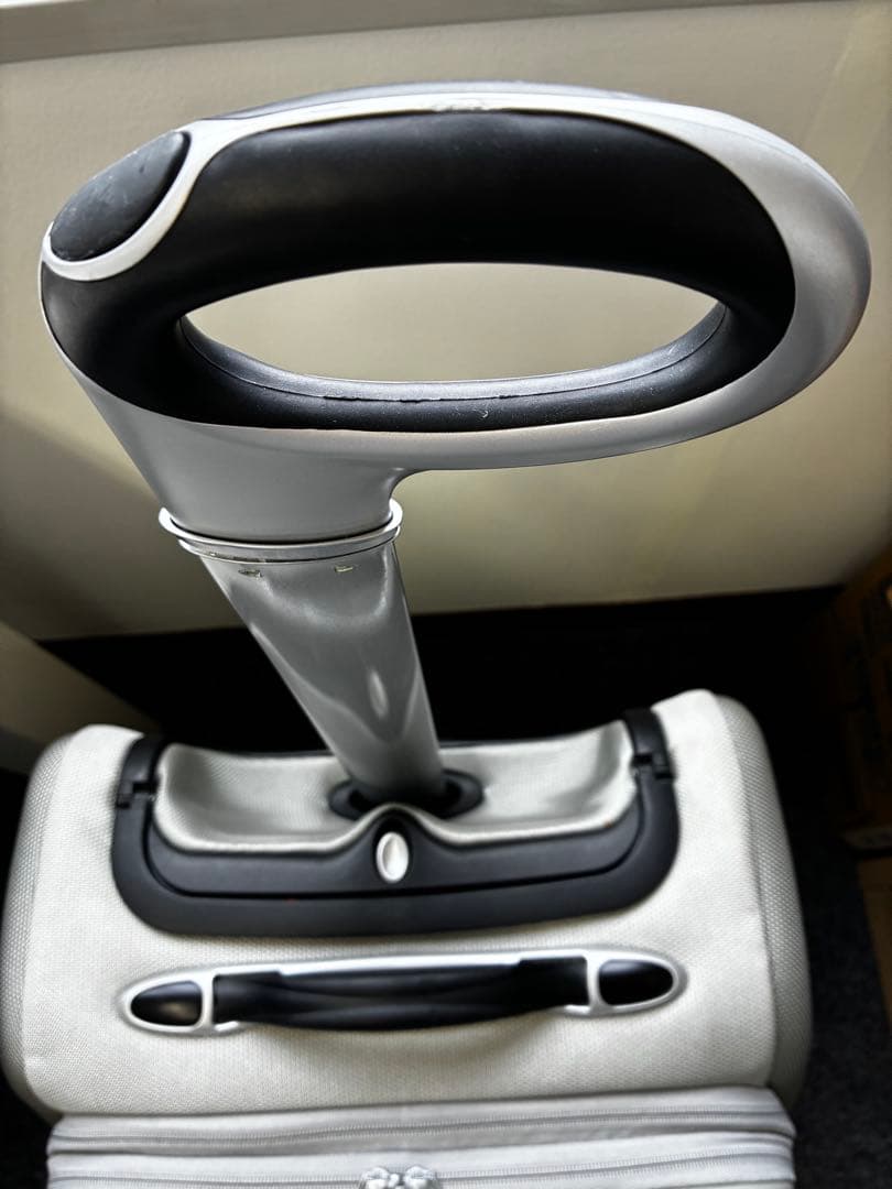 ziva-cafeさん[専用[ TUMI グレー キャリーケース ジッパー式