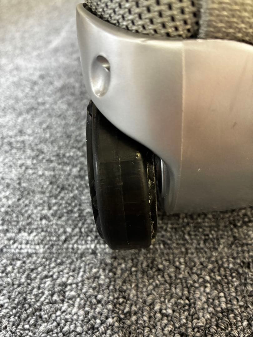 ziva-cafeさん[専用[ TUMI グレー キャリーケース ジッパー式