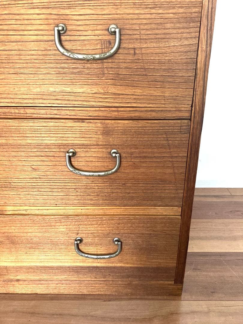 【メンテ済】アンティークの収納棚　ローボード　テレビ台　総桐　引出し3杯