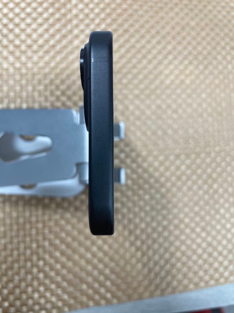 iPhone 15 128 GB ブラックSIMフリー【7590】