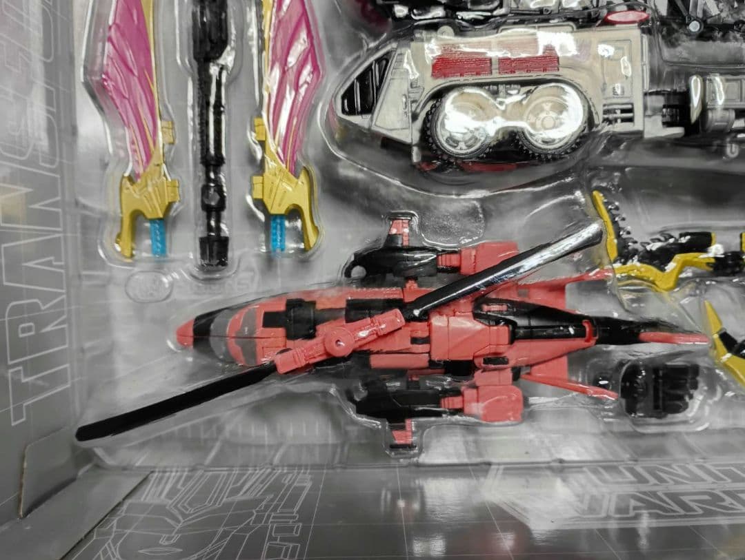 超激レア!中古品トランスフォーマー ウーマンデストロン合体女兵士メガトロニア