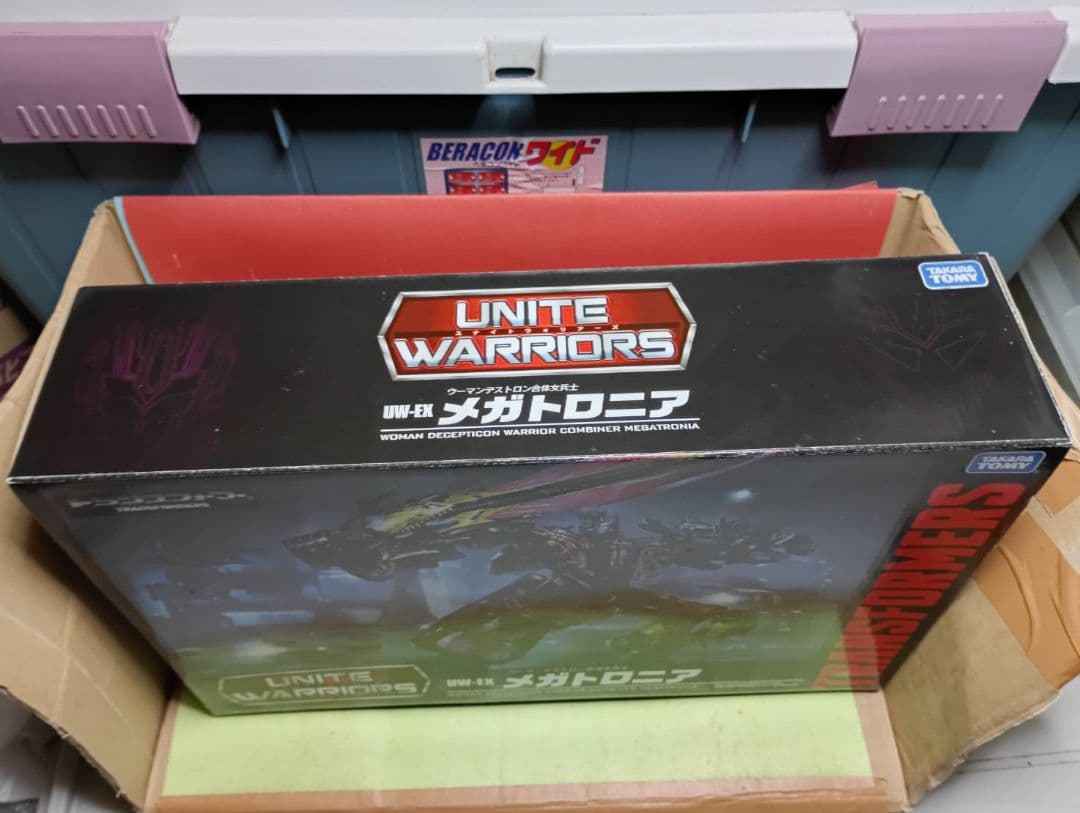 超激レア!中古品トランスフォーマー ウーマンデストロン合体女兵士メガトロニア