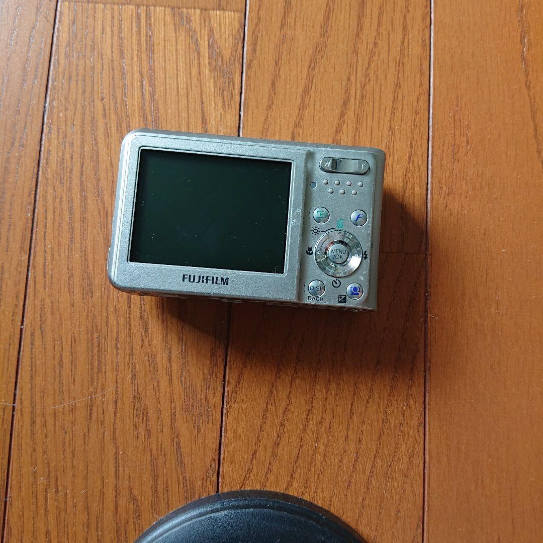 富士フイルム FinePix F31fd 本体のみ ④