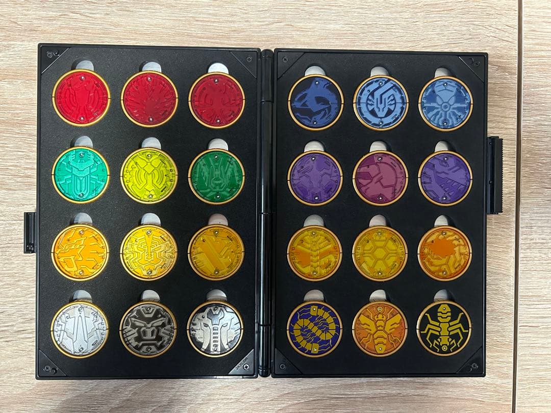 CSMオーズドライバーver.10th&オーメダルホルダー&コアメダルセット