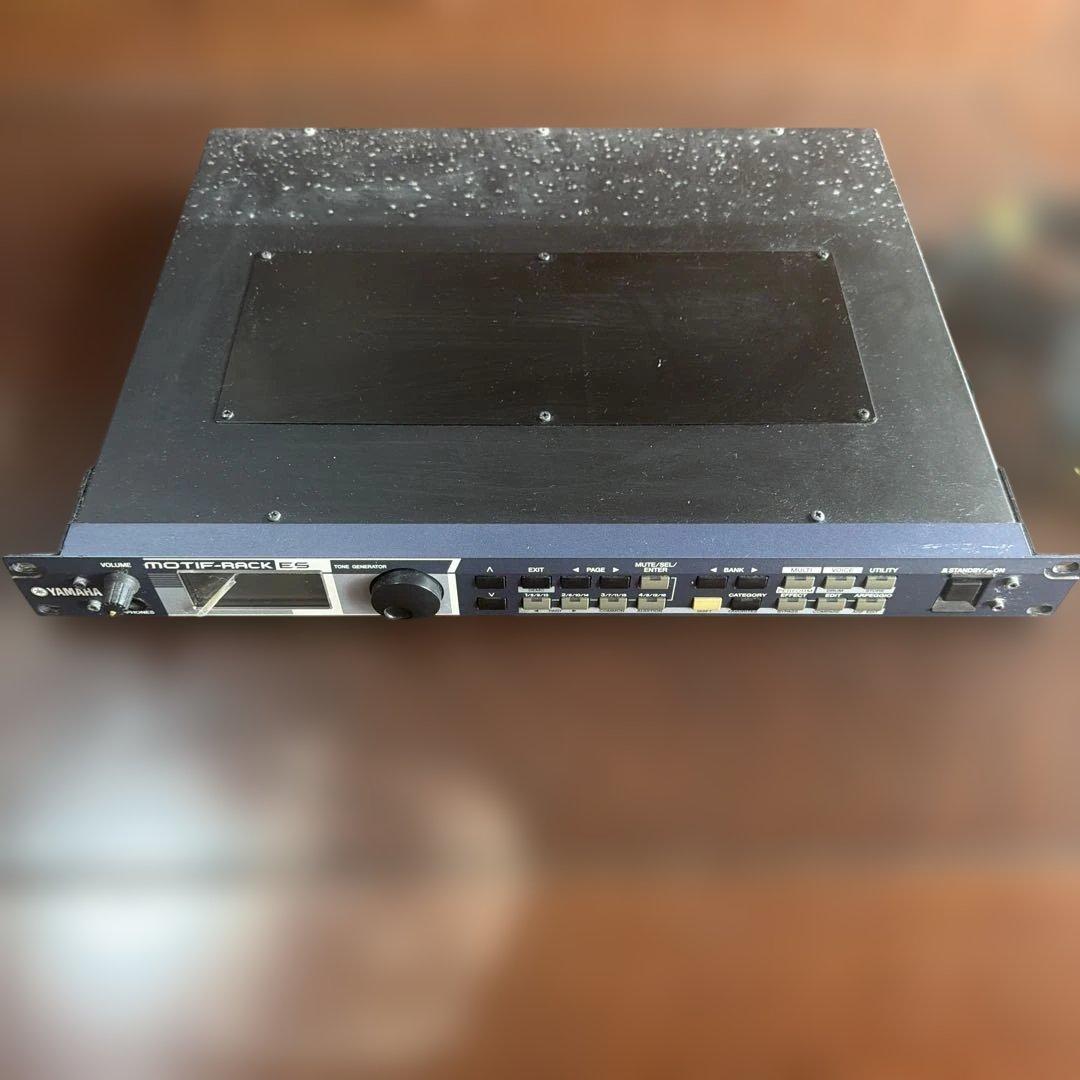 [ジャンク] YAMAHA MOTIF Rack シンセサイザー