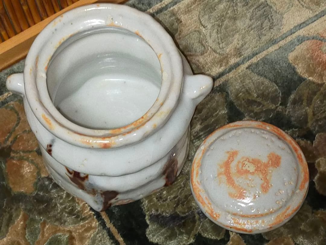 ♥美濃焼　志野　水指　曽我伯庵　共箱付き　骨董品　古玩