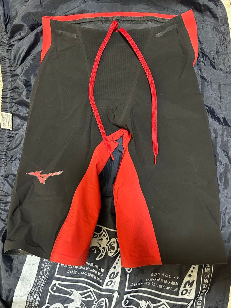 Mizuno GX SONIC6 NV 赤黒　競泳水着　高速水着