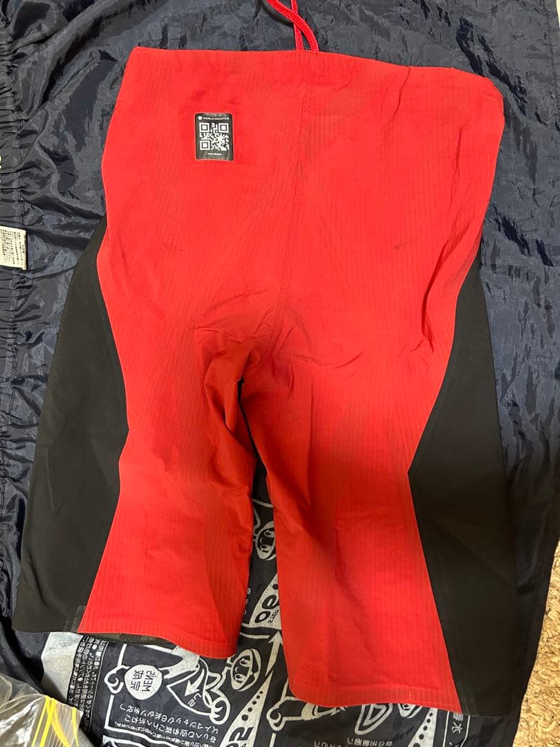 Mizuno GX SONIC6 NV 赤黒　競泳水着　高速水着