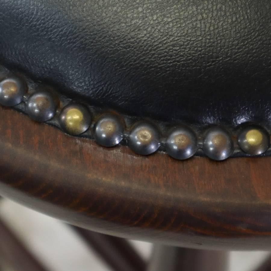 ルーマニア製 ハイスツール ビーチ材 ブラック PVCレザー 錨打ち 3