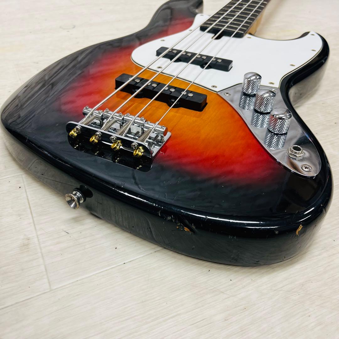 Bacchus UNIVERSE SERIES エレキベース サンバースト