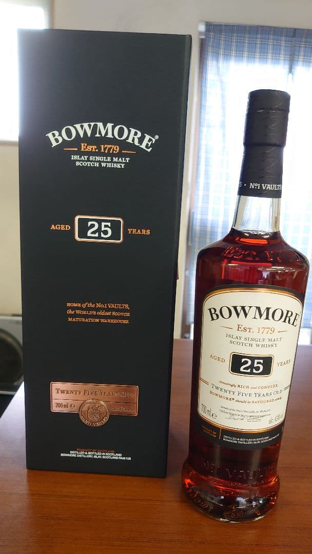 ボウモア 25年　休売　プレミアムウイスキー