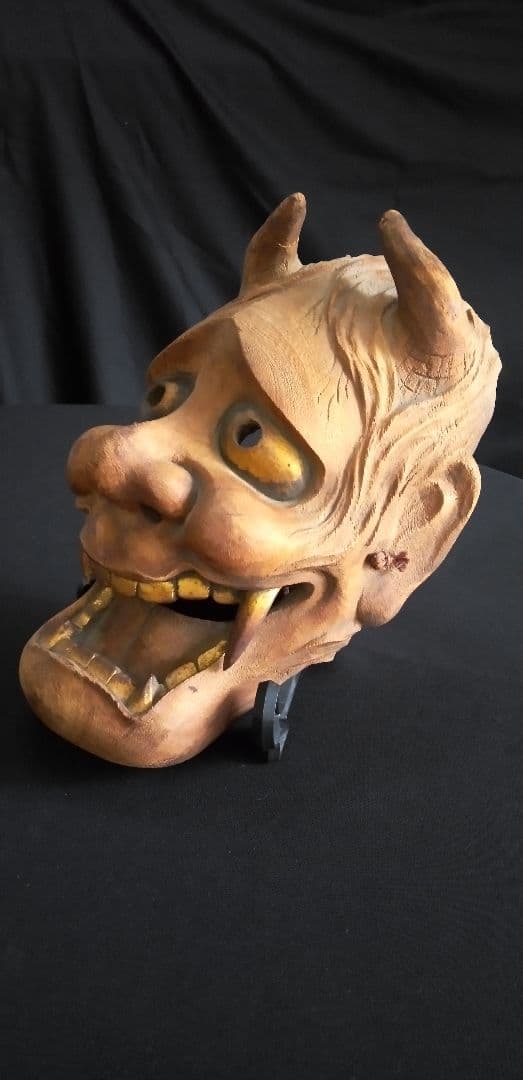 s*2様 般若、木彫お面 角付き 茶色