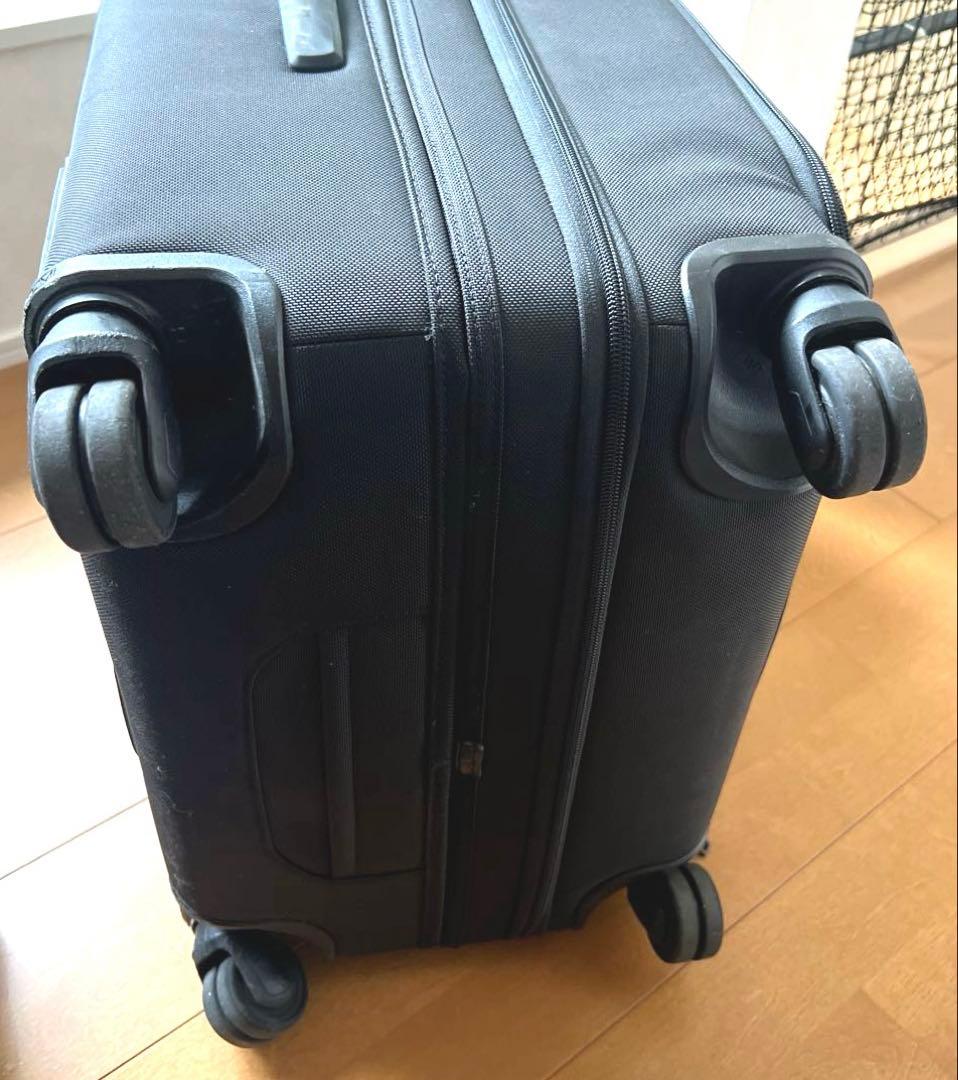 美品 83L 拡張フロントオープン　キャリーケース　ブラック 022564D2