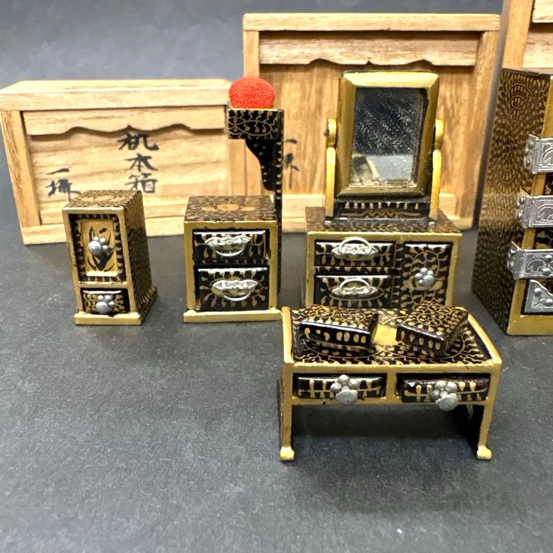 平安象彦　雛道具