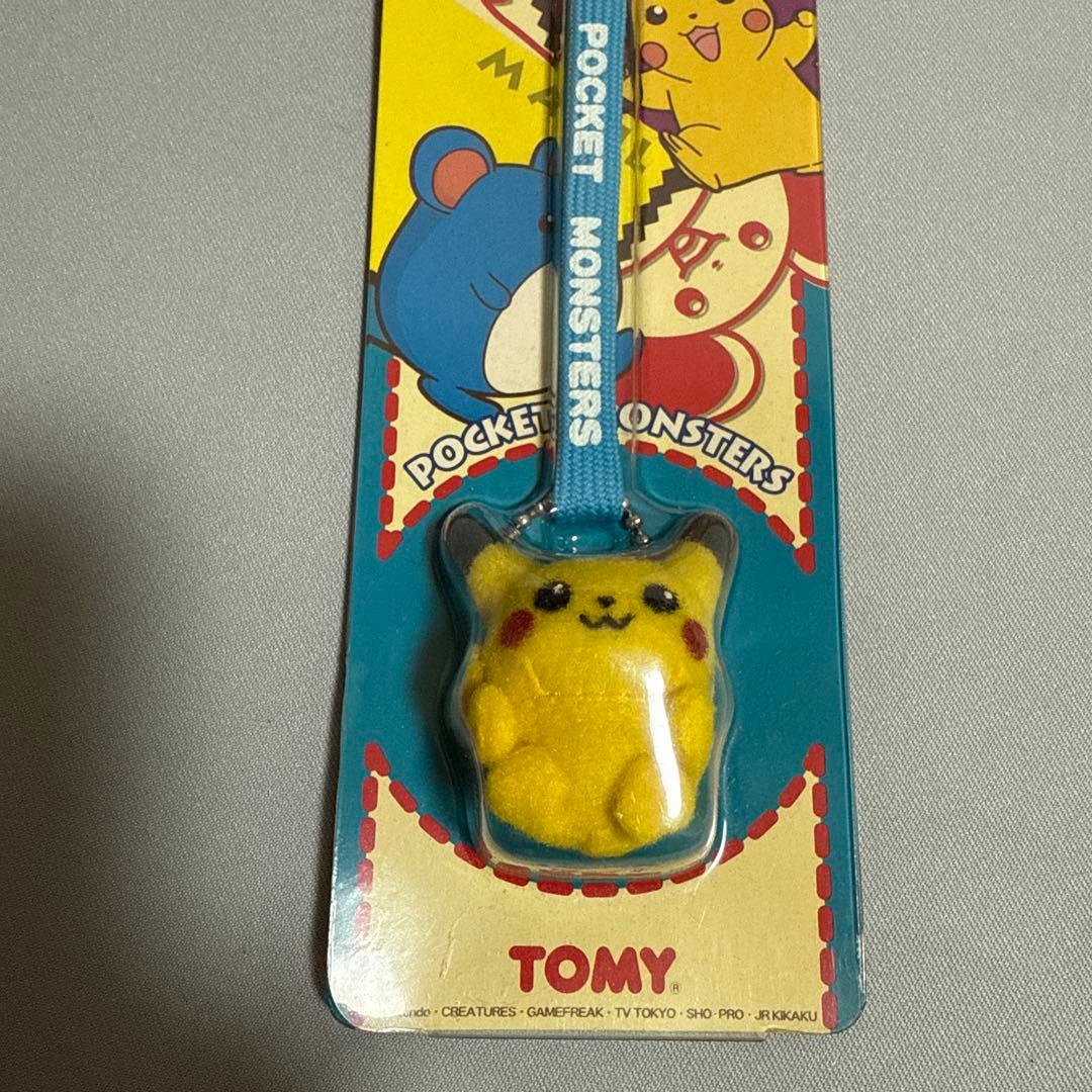 ポケモン ピカチュウ ぬいぐるみ ミニ ストラップ TOMY 新品未開封