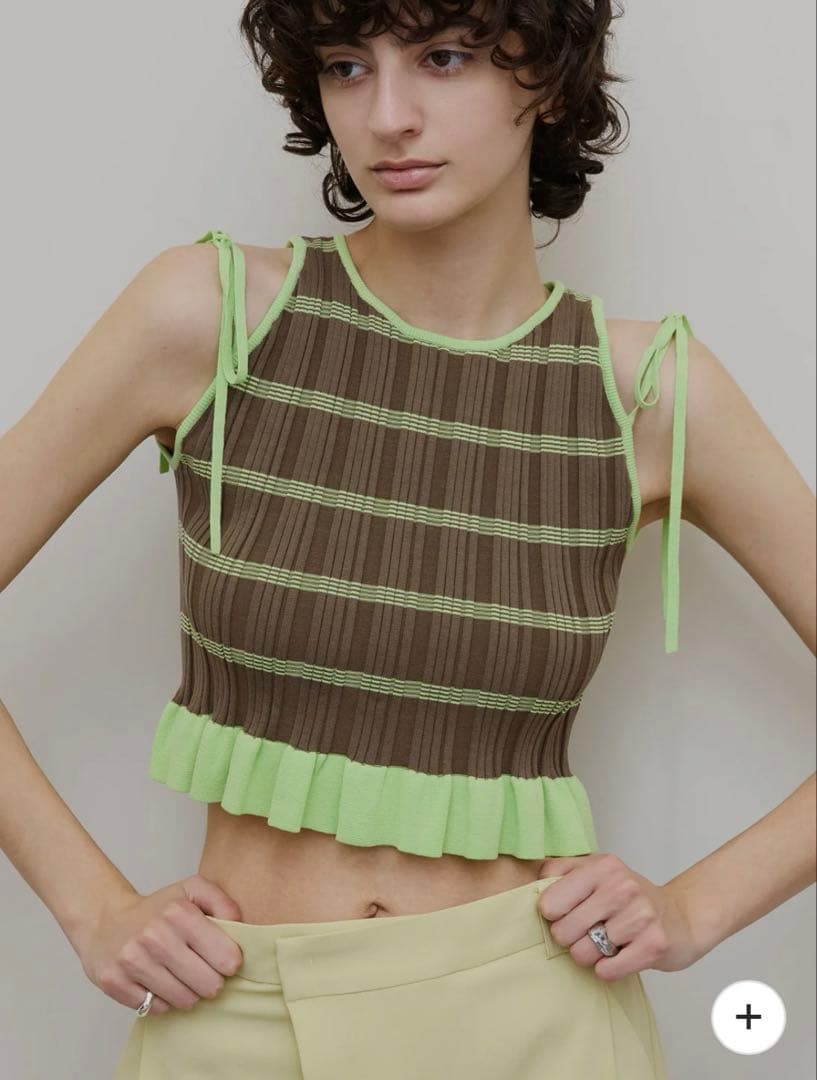 【新品タグ付】MEDI PURIPURI SHORT KNIT TOP