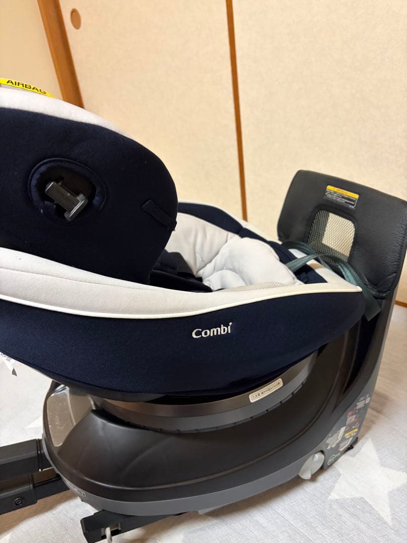 コンビ　チャイルドシート　クルムーヴスマート isofix