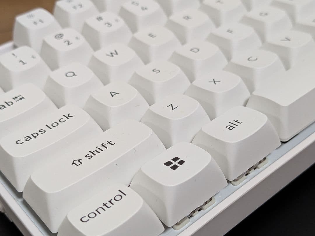 Keychron K8 Pro ホワイトモデル US配列 赤軸