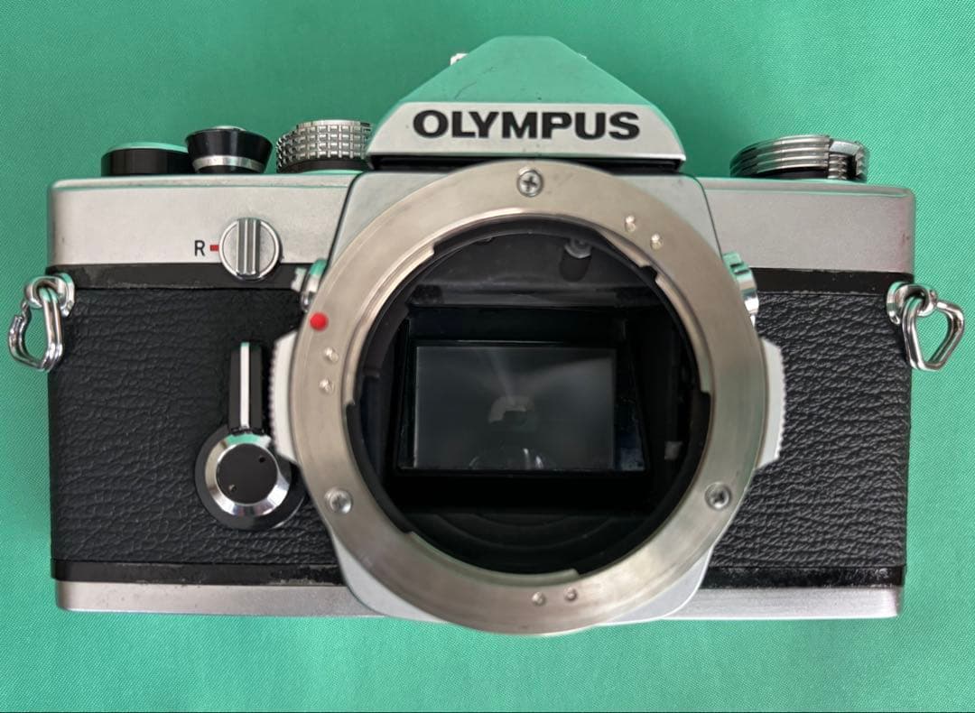 ★ OLYMPUS OM-1 (使用説明書付) + ★ 標準レンズ 50mm