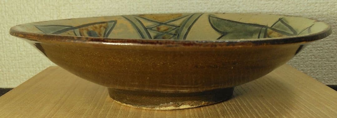 人間国宝 金城次郎 魚紋皿 栞 共箱 美品 壺屋焼 壷屋焼 やちむん魚2匹井桁2