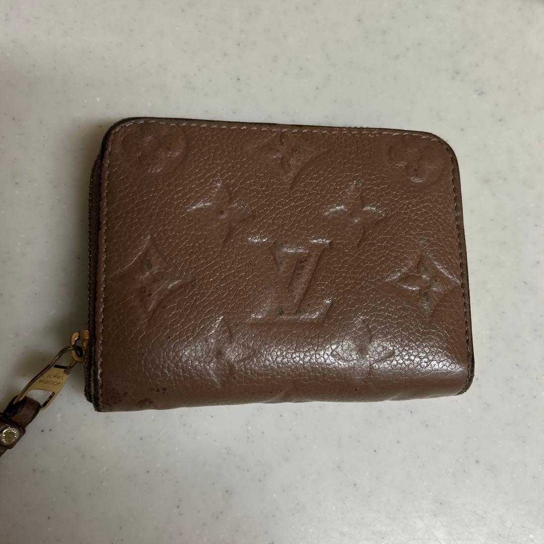 ルイヴィトン　アンプラント　ケース