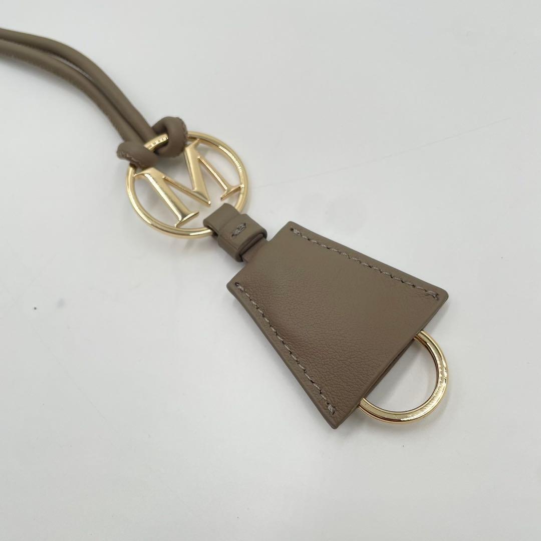 【未使用級】 マックスマーラ カーフレザー ストラップ マルチケース グレージュ