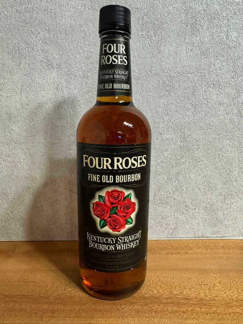 FOUR ROSES フォアローゼズ⭐︎ウイスキー旧ラベル・750ml