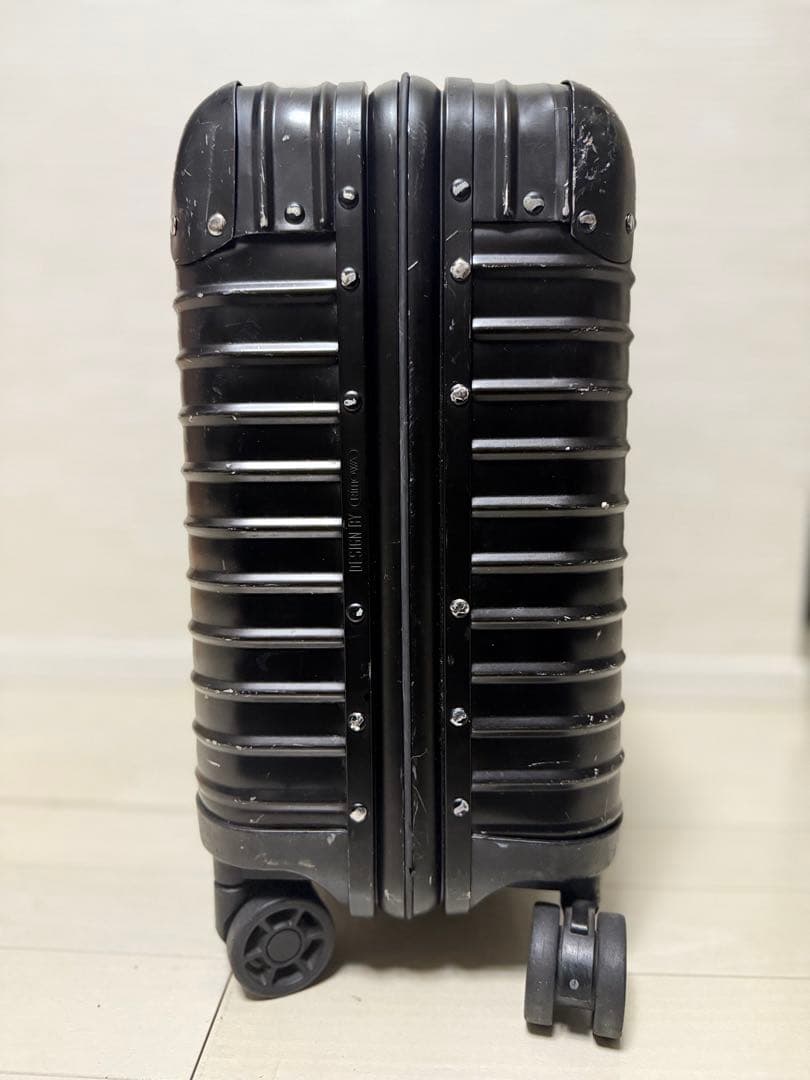 RIMOWA 986.67 トパーズ 旧モデル 黒アルミ 26L 4輪
