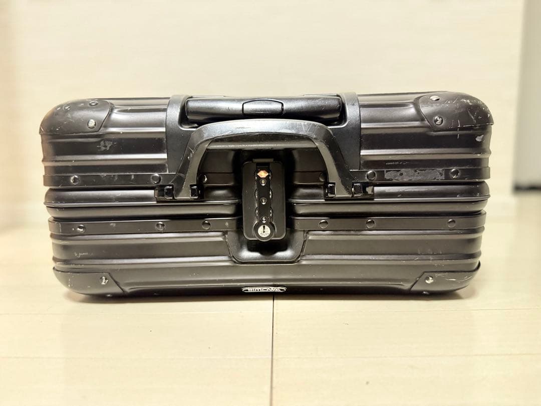 RIMOWA 986.67 トパーズ 旧モデル 黒アルミ 26L 4輪