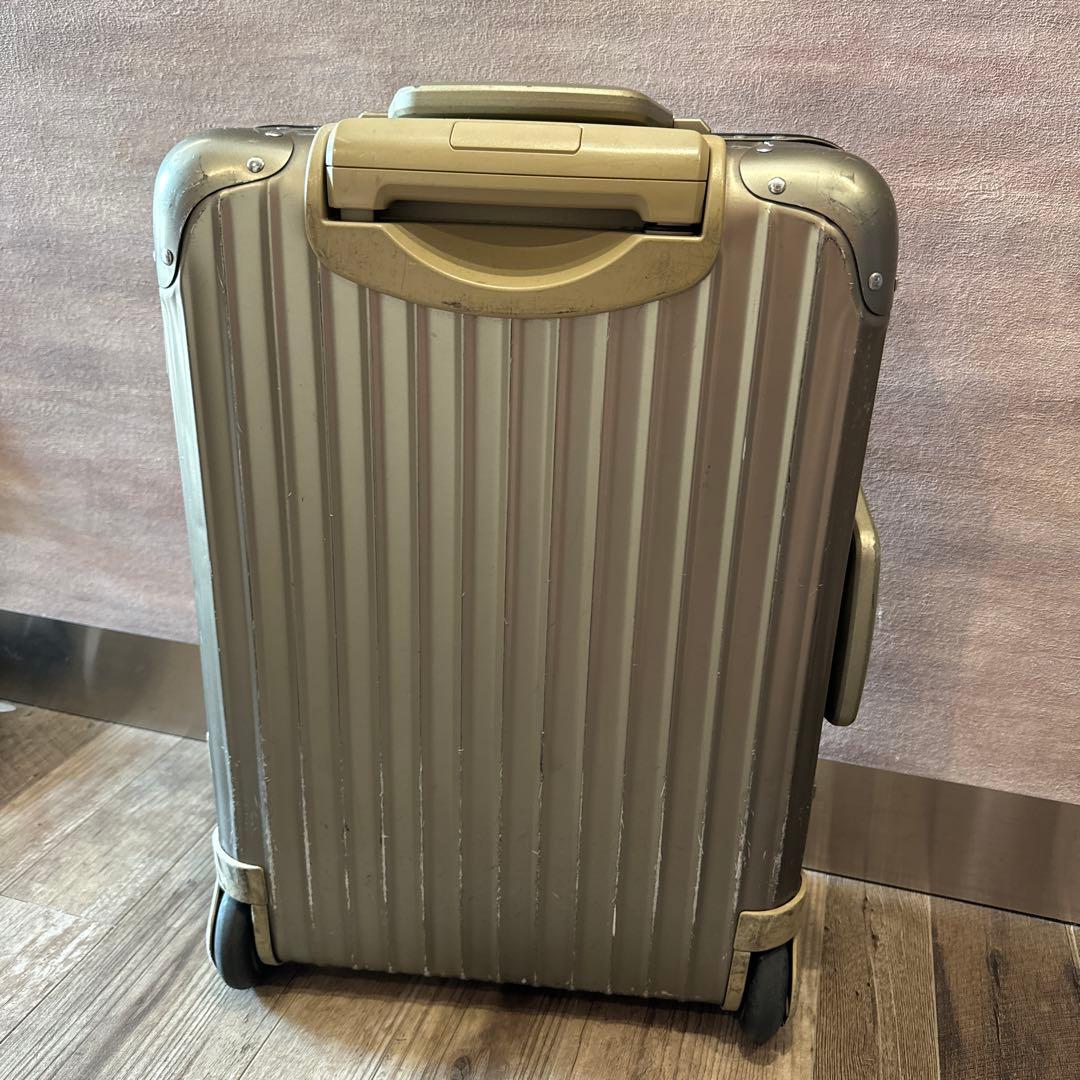 【希少】リモワRIMOWA トパーズ 2輪 ゴールド チタニウム