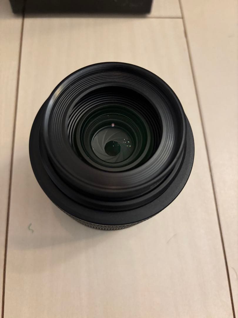 Canon RF35mm F1.8 MACRO IS STM（フィルター付）