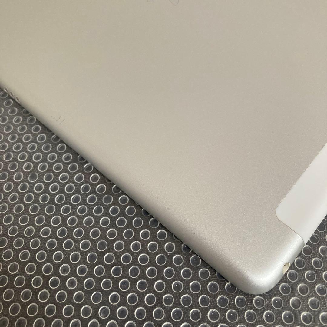 3048 電池良好☆比較的美品☆iPad7 第7世代 32GB SIMフリー☆