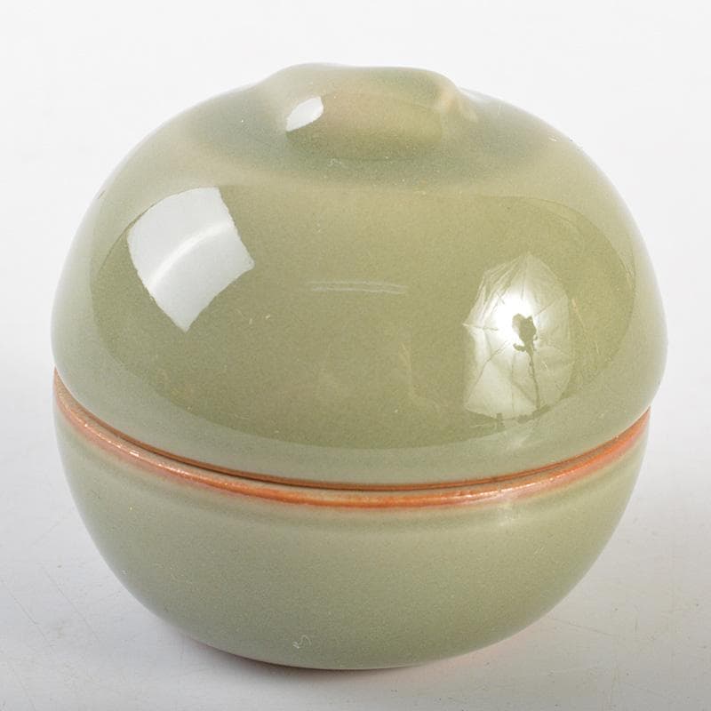 茶道具　諏訪蘇山作　青磁　牛　香合　共箱　M　R7261