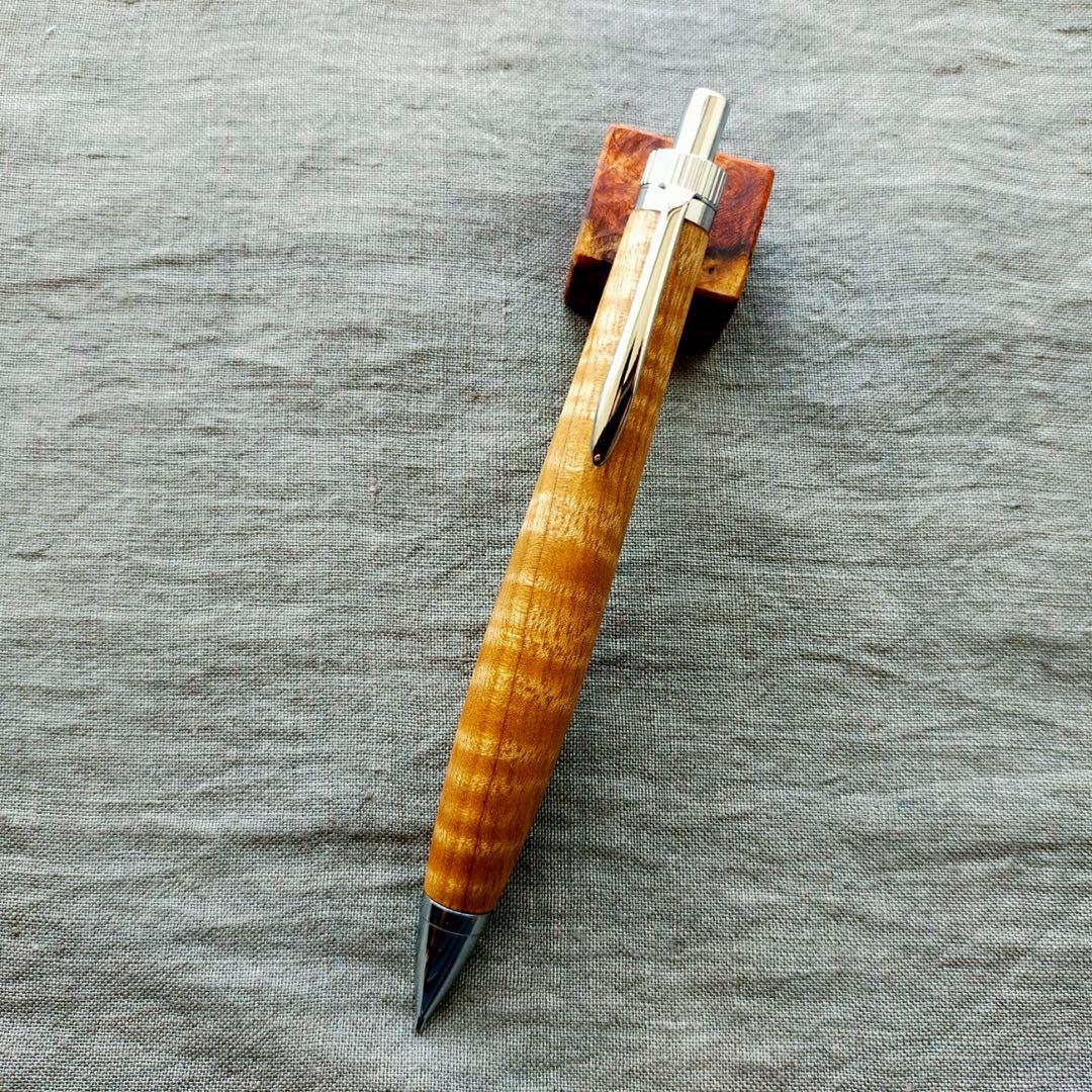 ハンドメイド　木軸シャープぺン　楠　極上　縮杢　0.5mm　ウッドペン　天然木