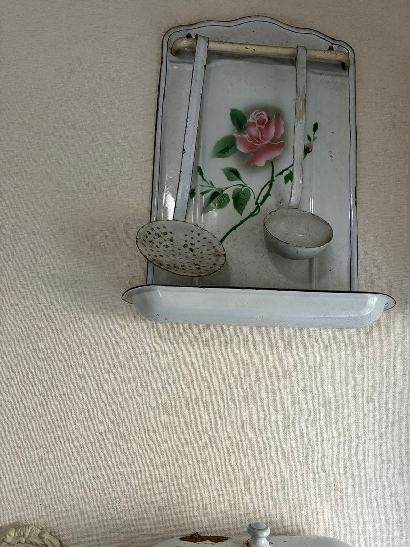 アンティークホーローファウンテン壁掛け手洗いコーヒーポット他バラ柄８点まとめて