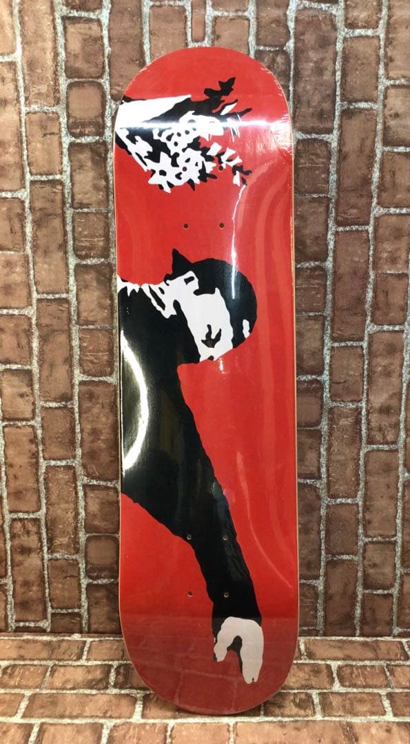 BANKSY SKATEDECK LOVE IN THE AIR　6550