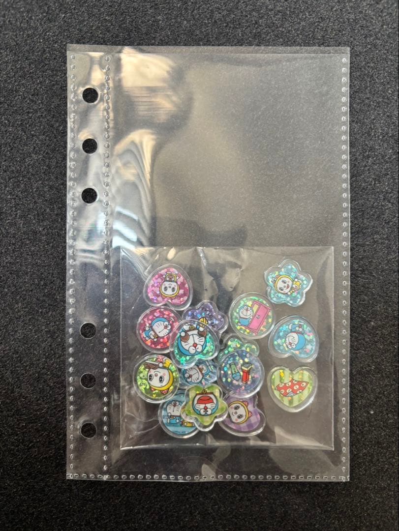 ボンボンドロップシール　シール帳　完成品　サンリオ　ディズニー　すみっこぐらし