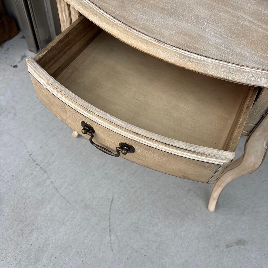 シャビーシック　サイドテーブル