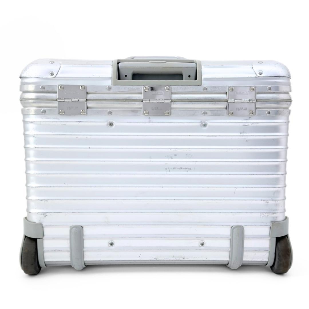 リモワ トパーズ パイロットトローリー 36L 2輪 TSAロック シルバー