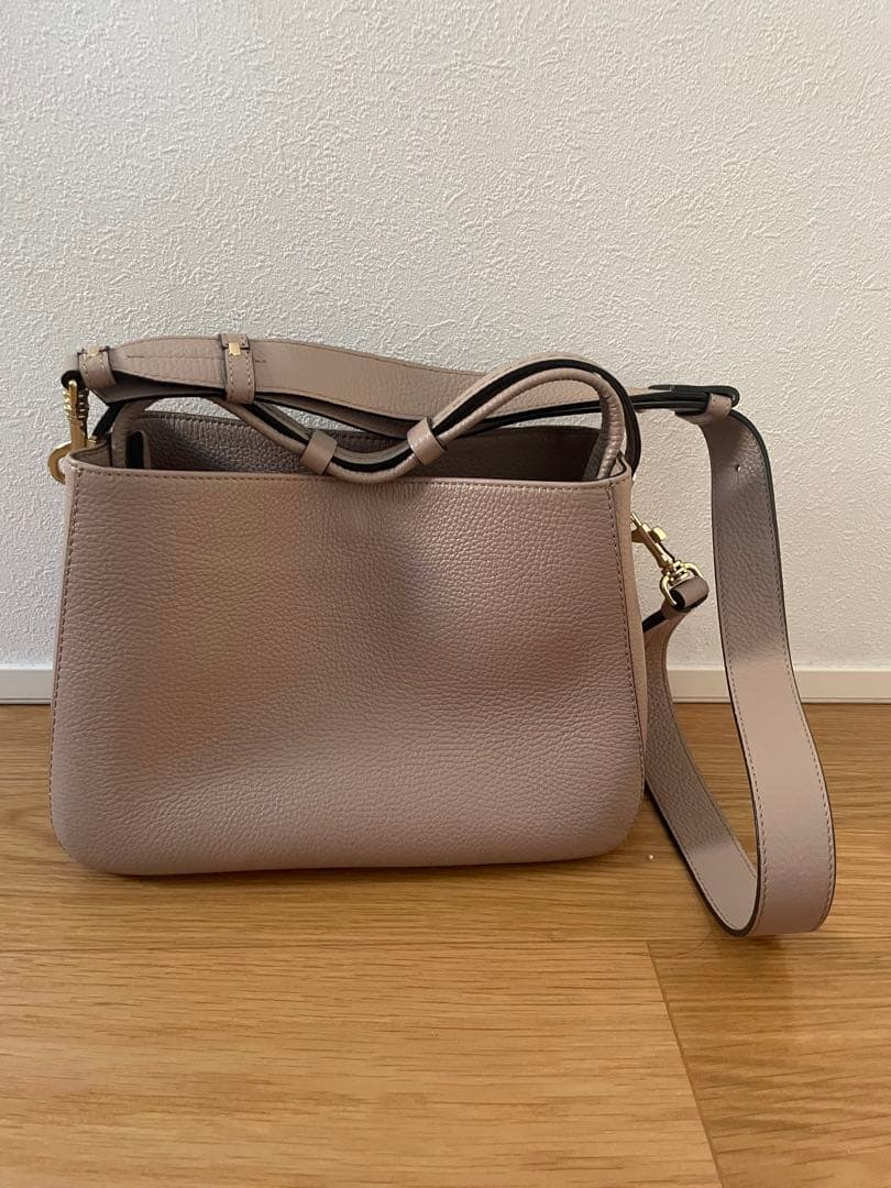 バーニーズニューヨーク　ベージュレザー トートバッグ