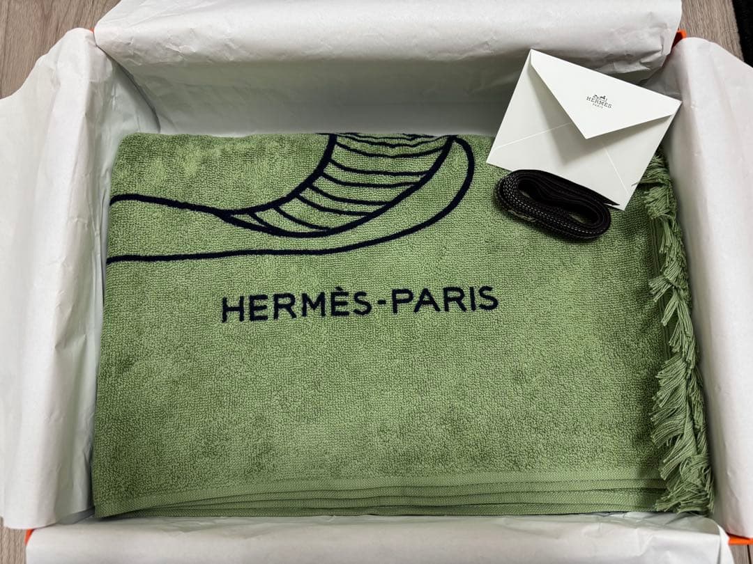 新品　エルメス　イヤーズギフト　2025